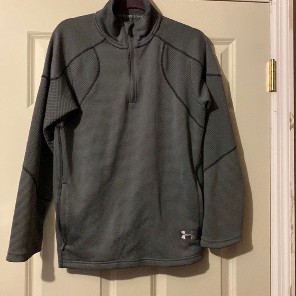 Under Armour grey pullover